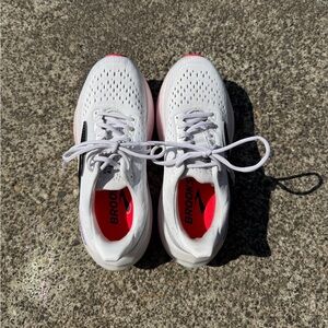 NWOT Women’s Brooks Glycerin Max Running Shoes